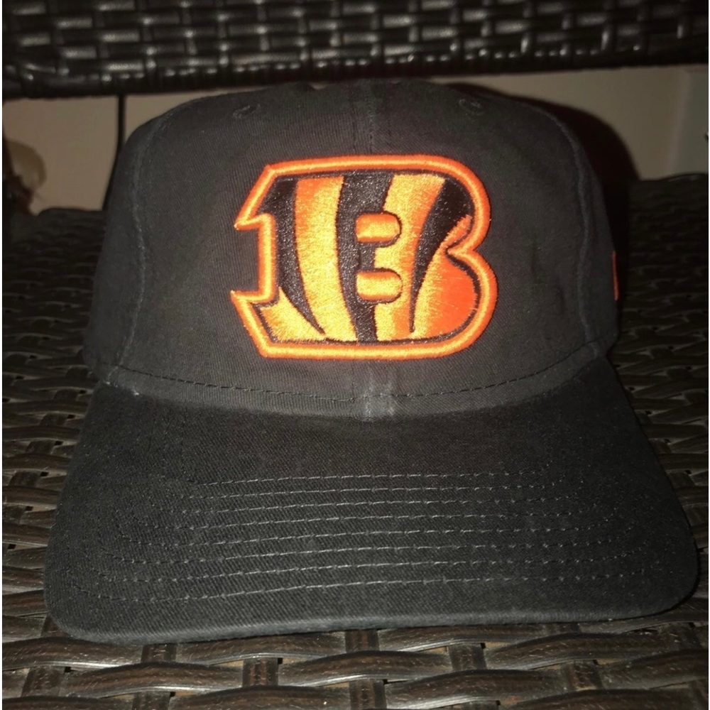 Cincinnati Bengals New Era Adjustable hat.